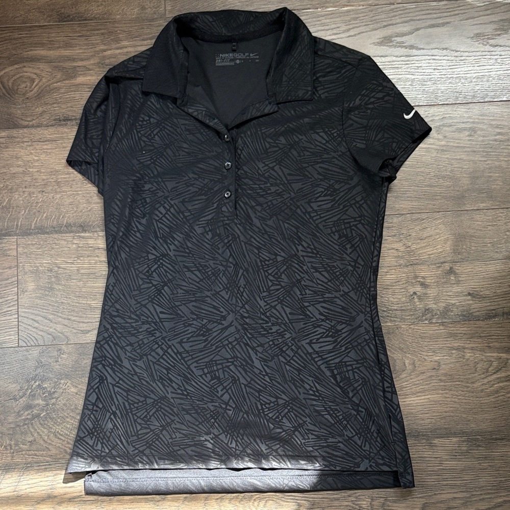 Nike Women's Black Patterned Button Down Shirt